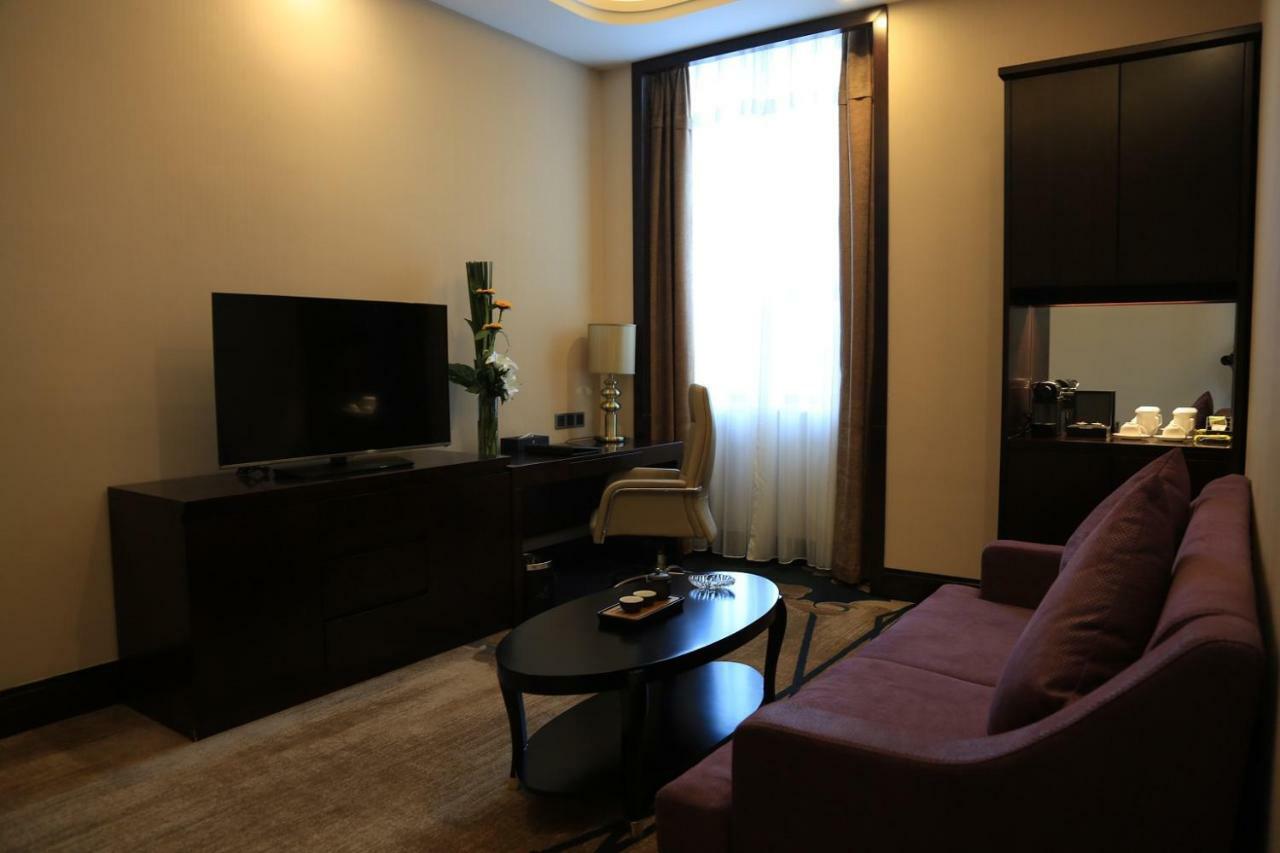 Hotel The Huiting Collection à Wuhan Extérieur photo