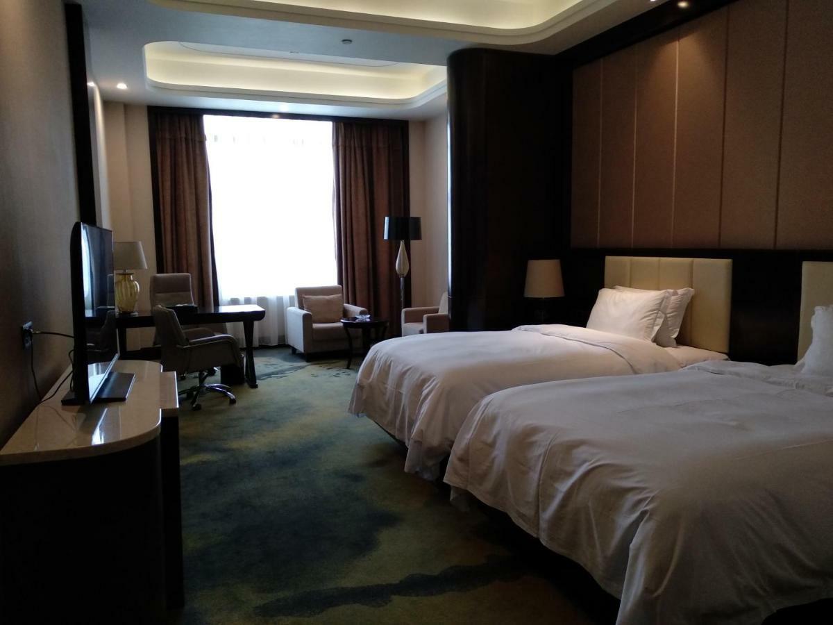 Hotel The Huiting Collection à Wuhan Extérieur photo
